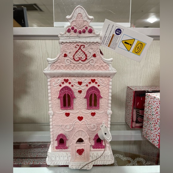 Valentine Gingerbread Pink & White Heart Glitter House LED Light up NWT - Picture 1 of 6